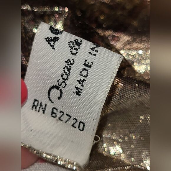 Oscar de la Renta Gold Scarf, - Picture 6 of 9